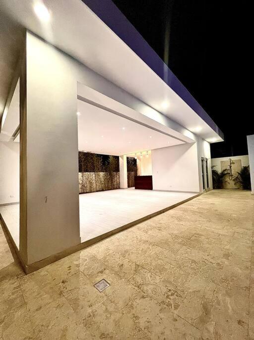 Outstanding Pent House W/Jacuzzi Appartement Santiago De Los Caballeros Buitenkant foto